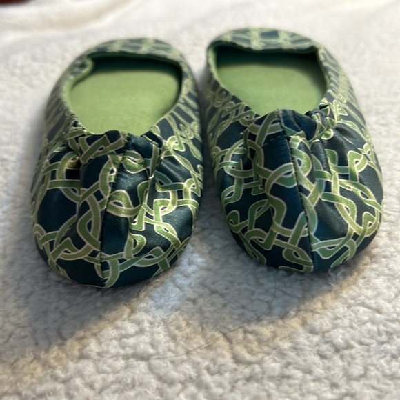 Banana Republic Green Patterned Flats - Picture 5 of 6